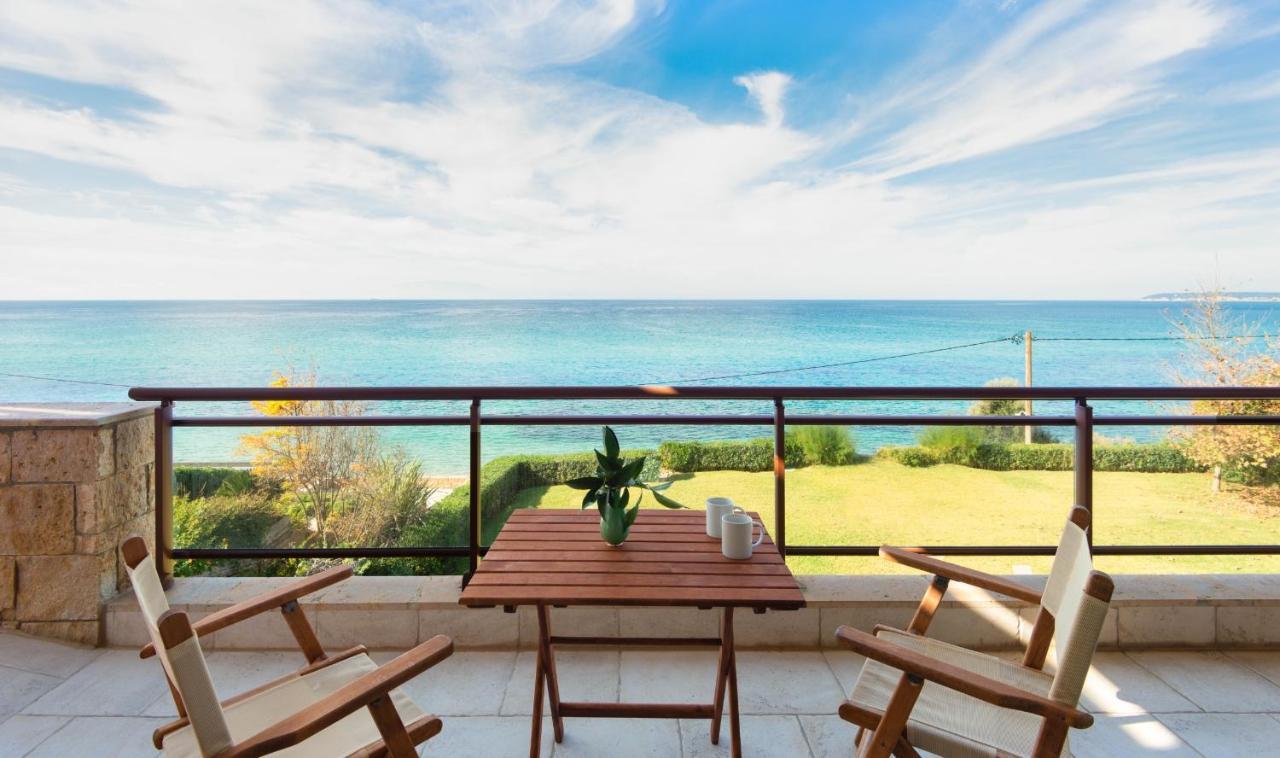 Seagrove, Beachfront Villa In Possidi #Feelslikehome Szkála Fúrkasz Kültér fotó